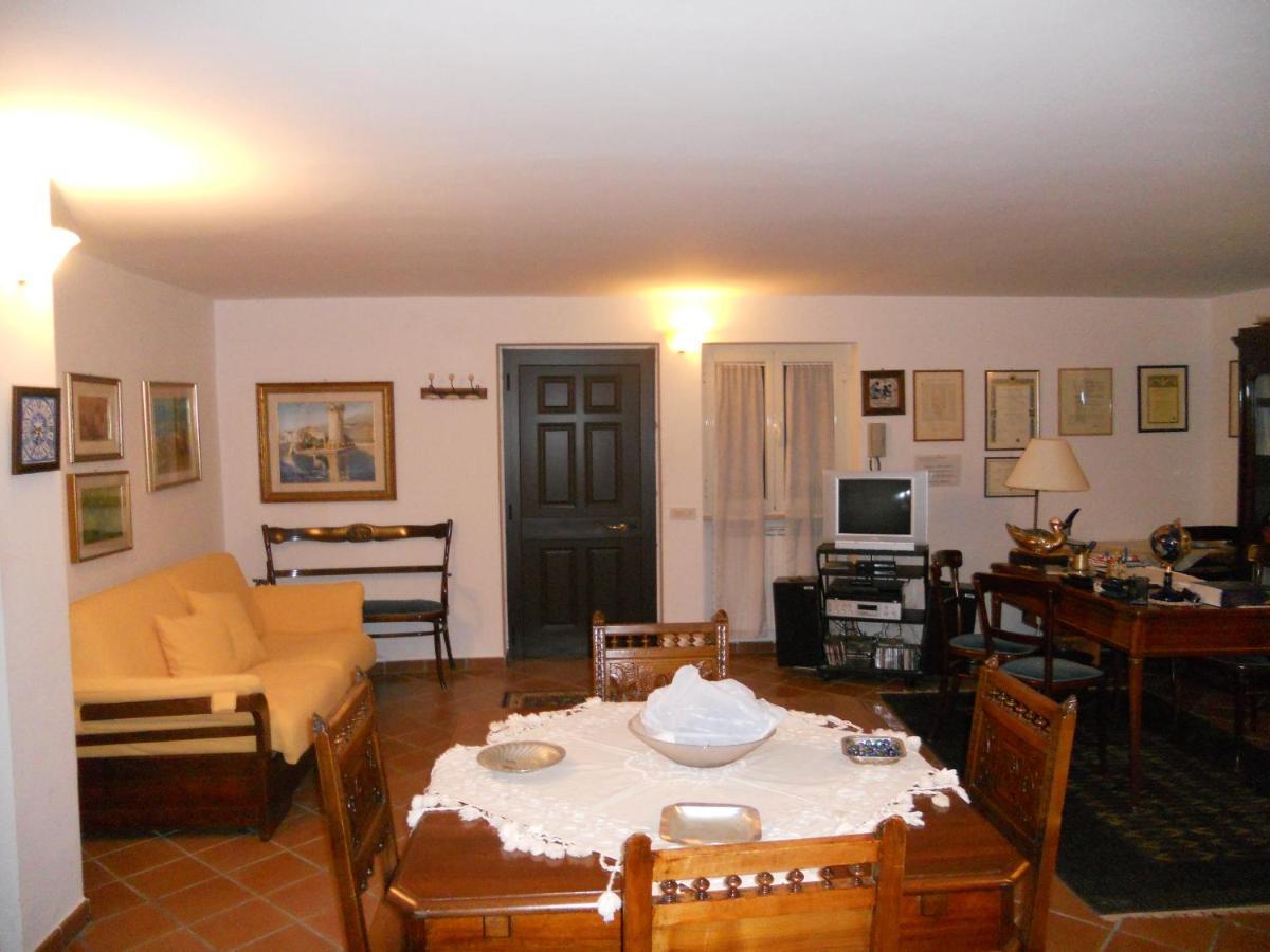 Villa Eleonora Formia Exterior photo
